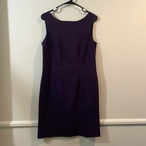 Scarlett (9/10) Deep Purple Knee Length Dress